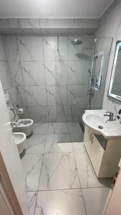 Johana Blloku Apartment In Amazing Location! Тирана Экстерьер фото